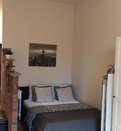 Studio Flat In A Historical XIX C. Building. Κάουνας Εξωτερικό φωτογραφία
