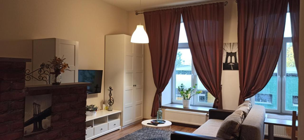 Studio Flat In A Historical XIX C. Building. Κάουνας Εξωτερικό φωτογραφία